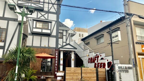 自社醸造のクラフトビールとハンバーガーに舌鼓！久喜駅「​Williams Brooklyn Restaurant」