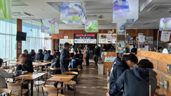 高速なしでOK！久喜市「菖蒲PA」でご当地グルメ旅