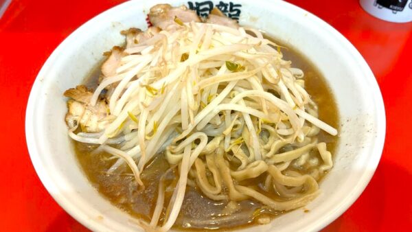 久喜で二郎系なら「麺屋桐龍」！こだわり自家製麺を堪能